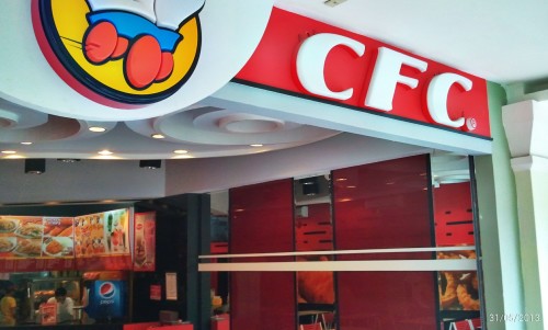 CFC je oficiální firma od KFC? Ale jistě.