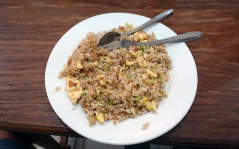 Nasi Goreng, to je smažená rýže